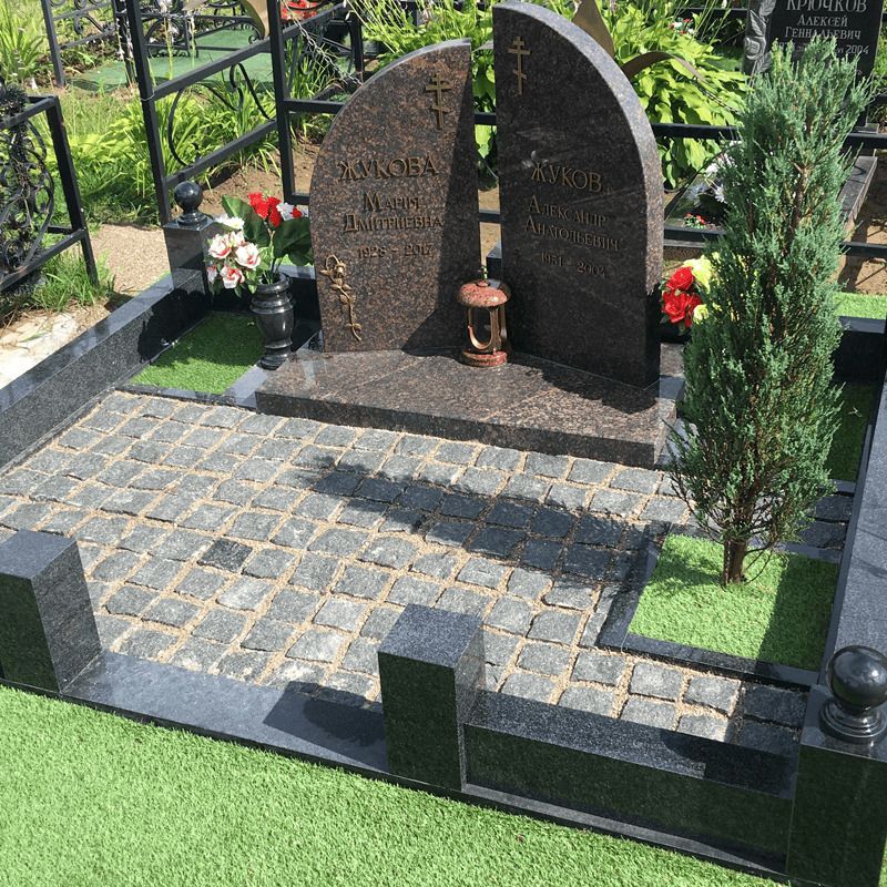 колотая брусчатка габбро на могилу