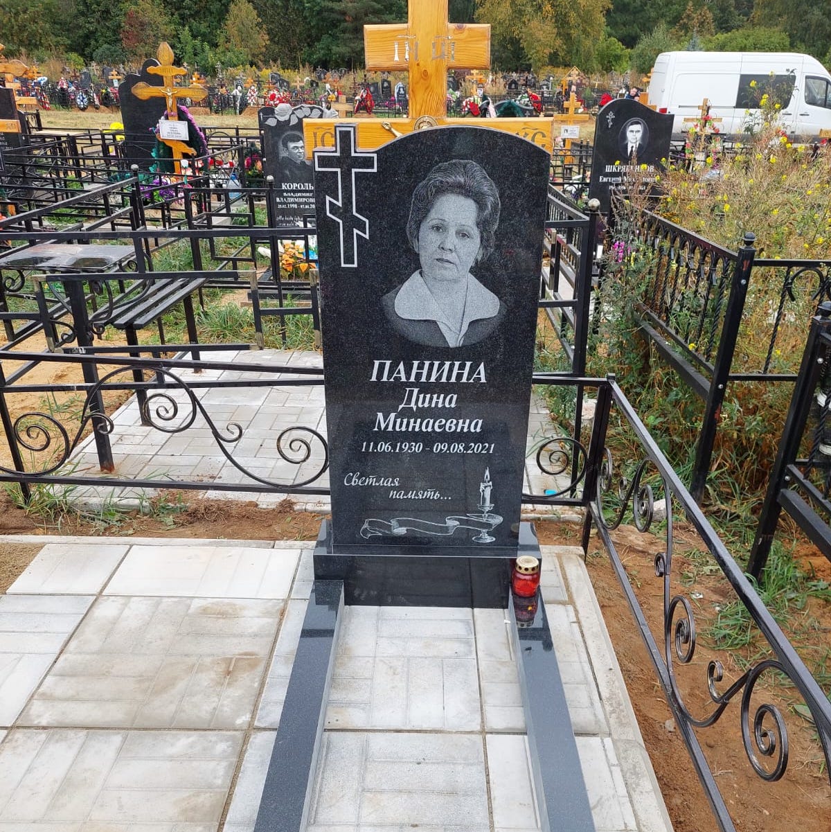 Ленточка со свечой на памятник 92019