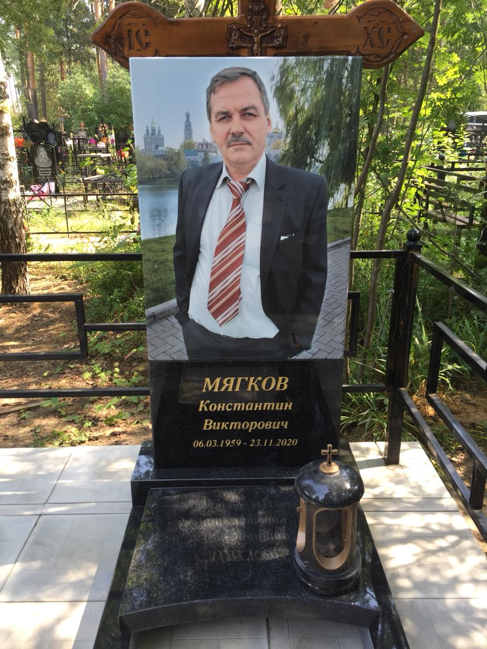 Стеклянное фото на памятник 92212