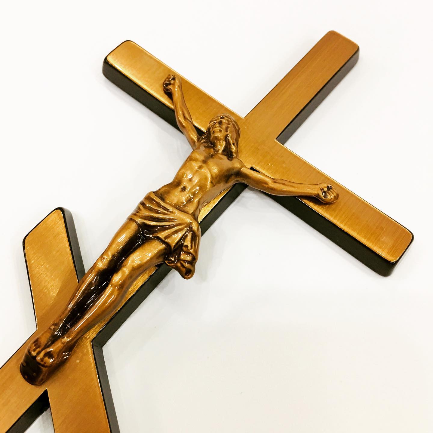 Крест из бронзы православный с распятием