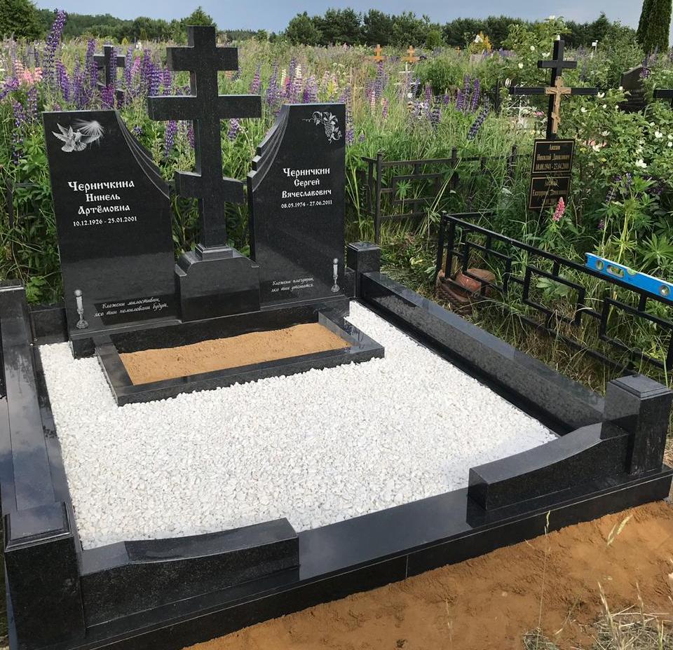 Цоколь на могилу 22104