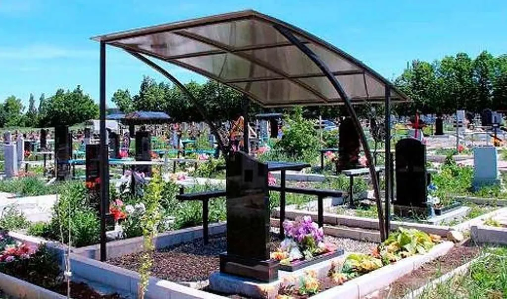 Навес из металла на могилу