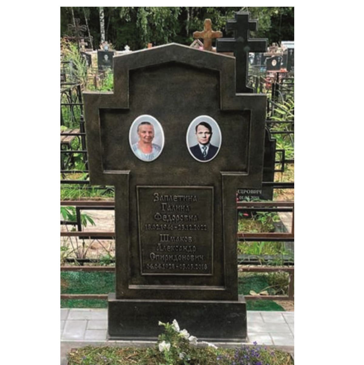 Крест чугунный 83017