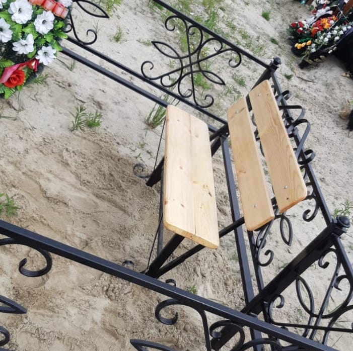 Лавочка со спинкой на могилу 50106