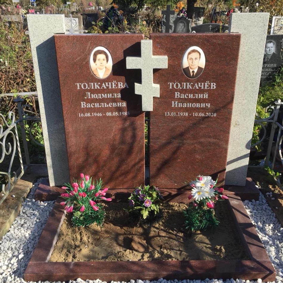 Комбинированный памятник с крестом № 18529