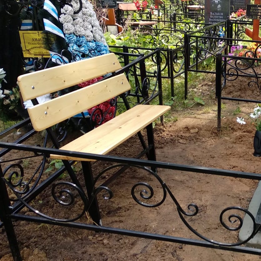 Лавочка на могилу со спинкой 50104