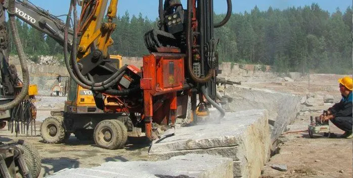 Добыча камня Возрождение