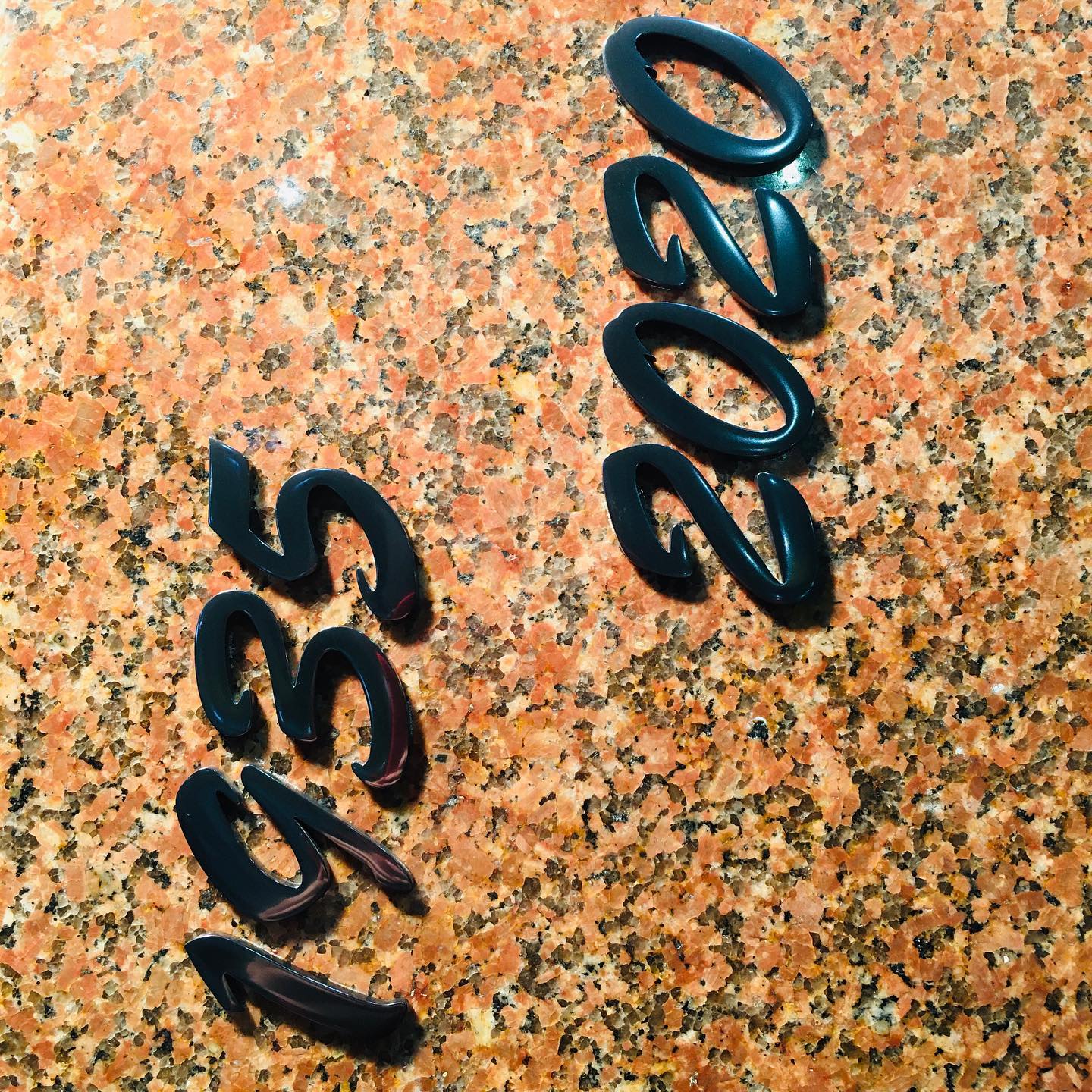 Накладные буквы графитовые 81926