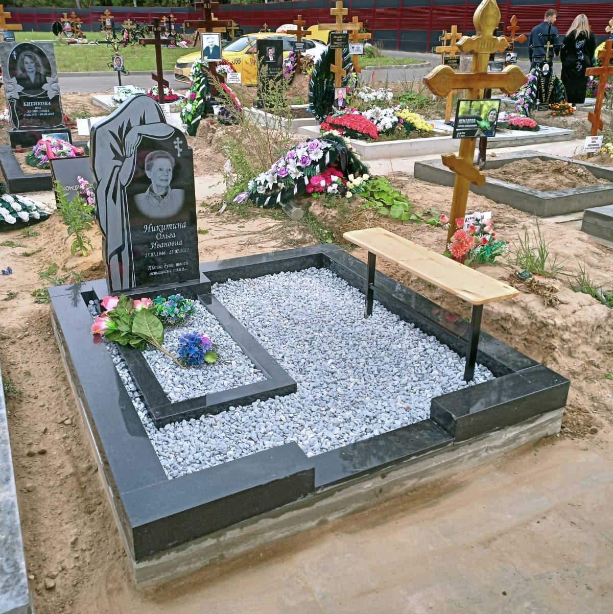 Классическая скамейка без спинки на могилу 50116