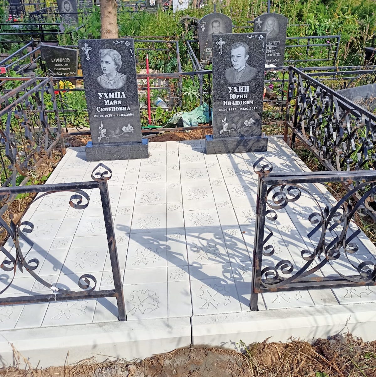 Тротуарная плитка с листьями 60020