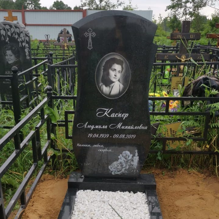 розочки со свечой на памятник гравировка 92043