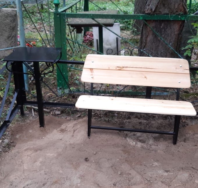 Металлический столик на захоронение 50002