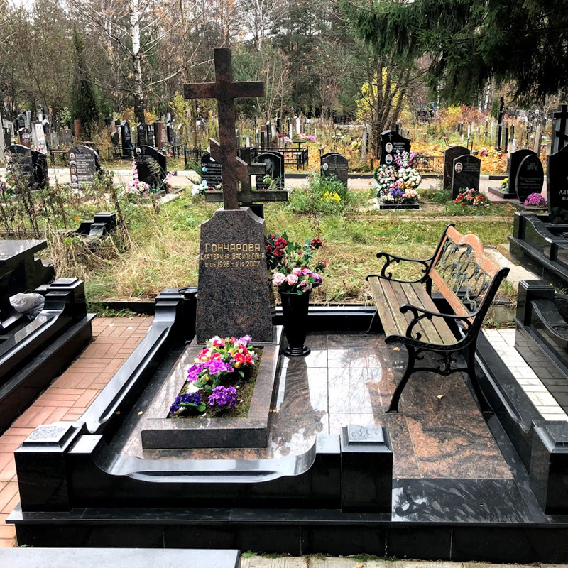 Облицовка могилы гранитной плиткой 22005