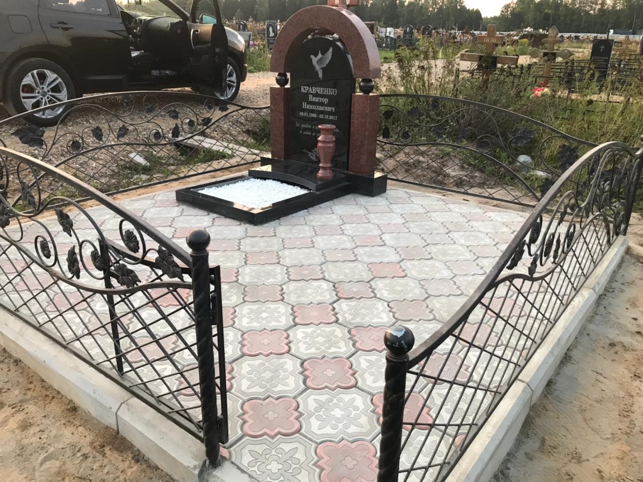 облицовка участка на кладбище тротуарной плиткой 60106