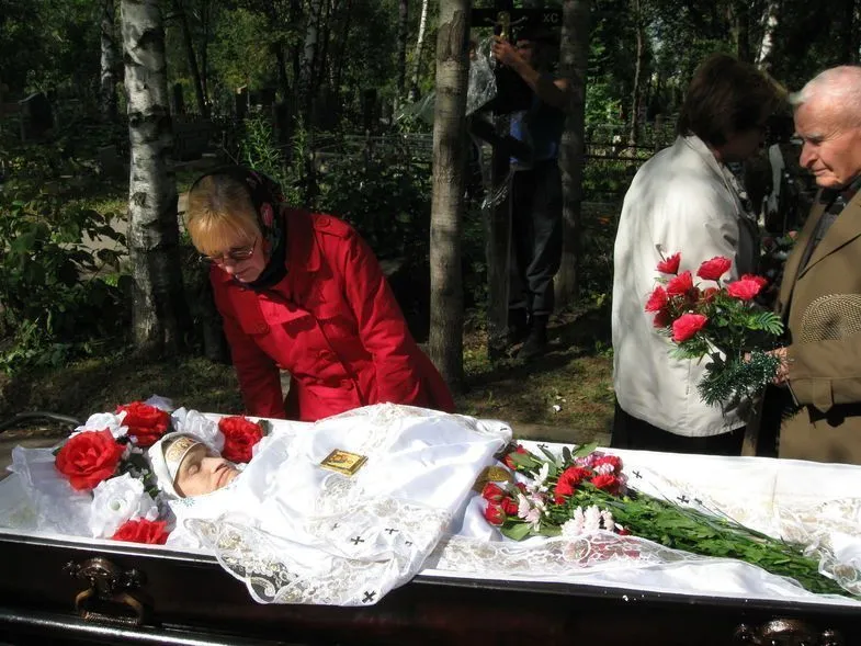 Как не стоит вести себя на похоронах