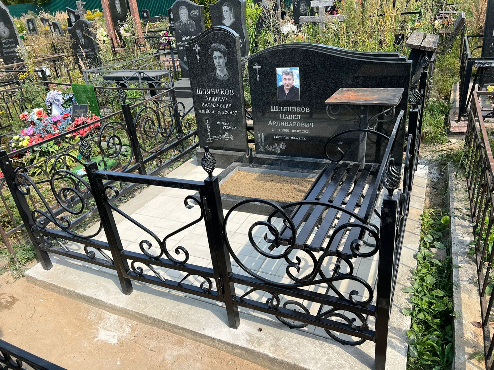 Сварная ограда на могилу 32021