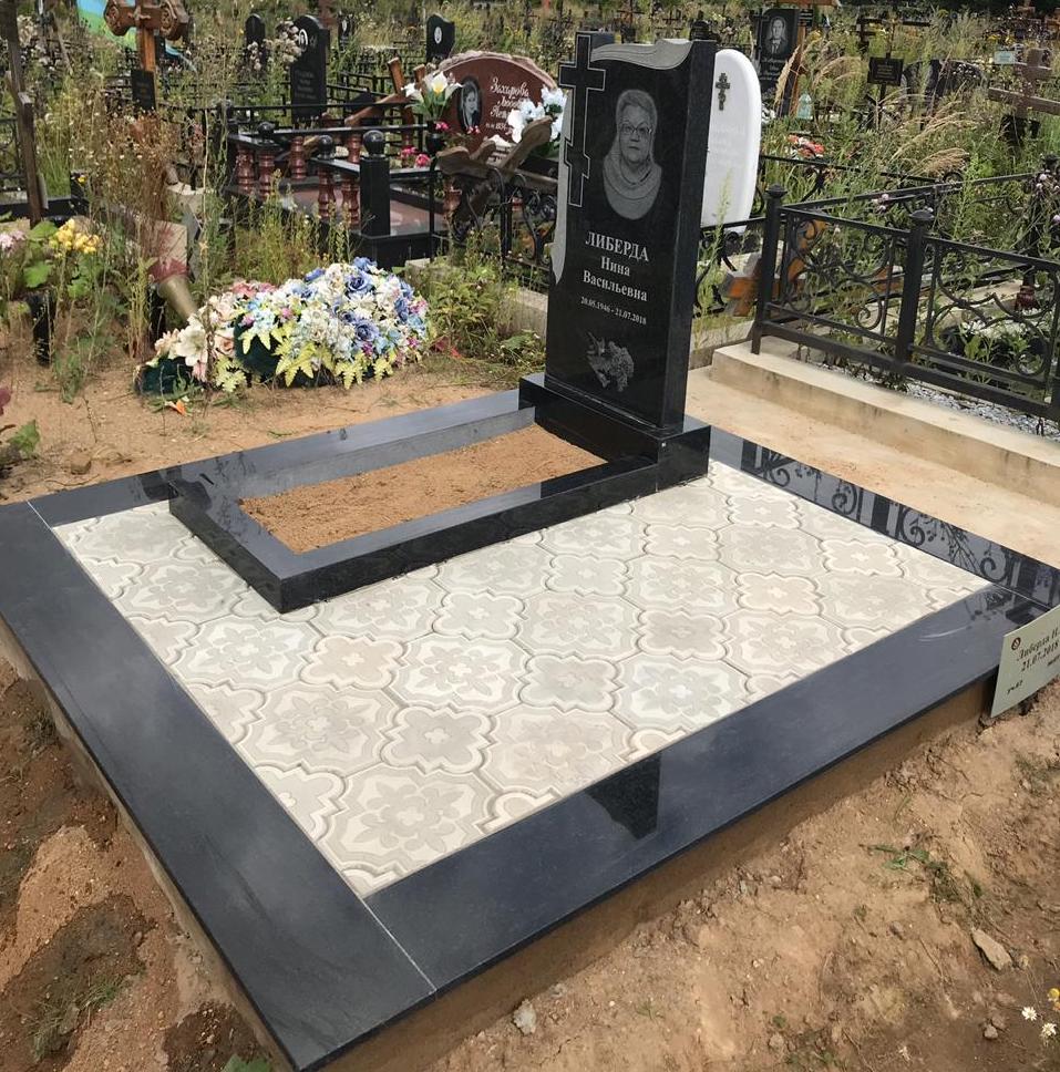 Парапет на могилу 22004