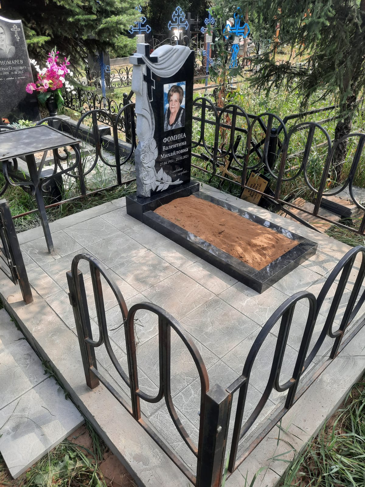 Тротуарная плитка для обустройства могил 60014