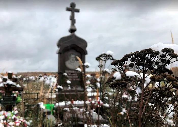 На этой странице можете посмотреть образцы памятников от классических до авторских проектов