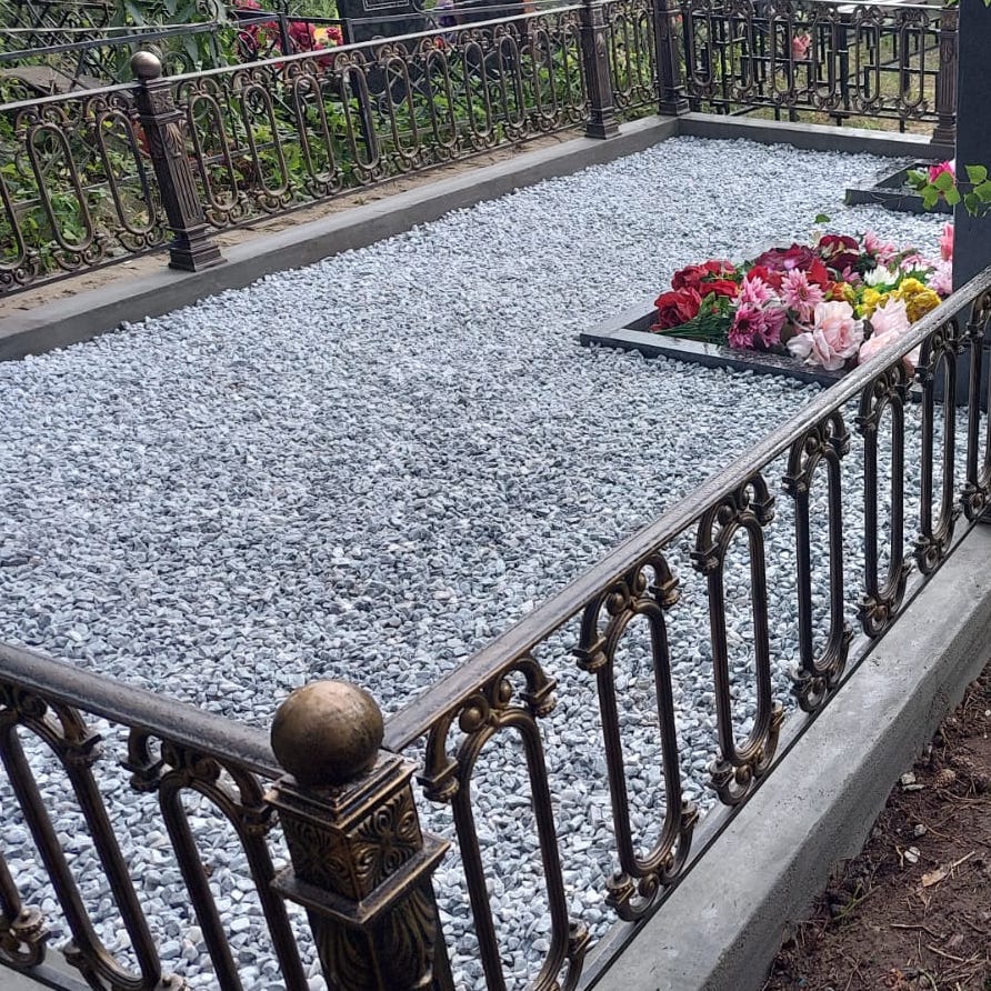 Ограда чугунная на могилу 82922