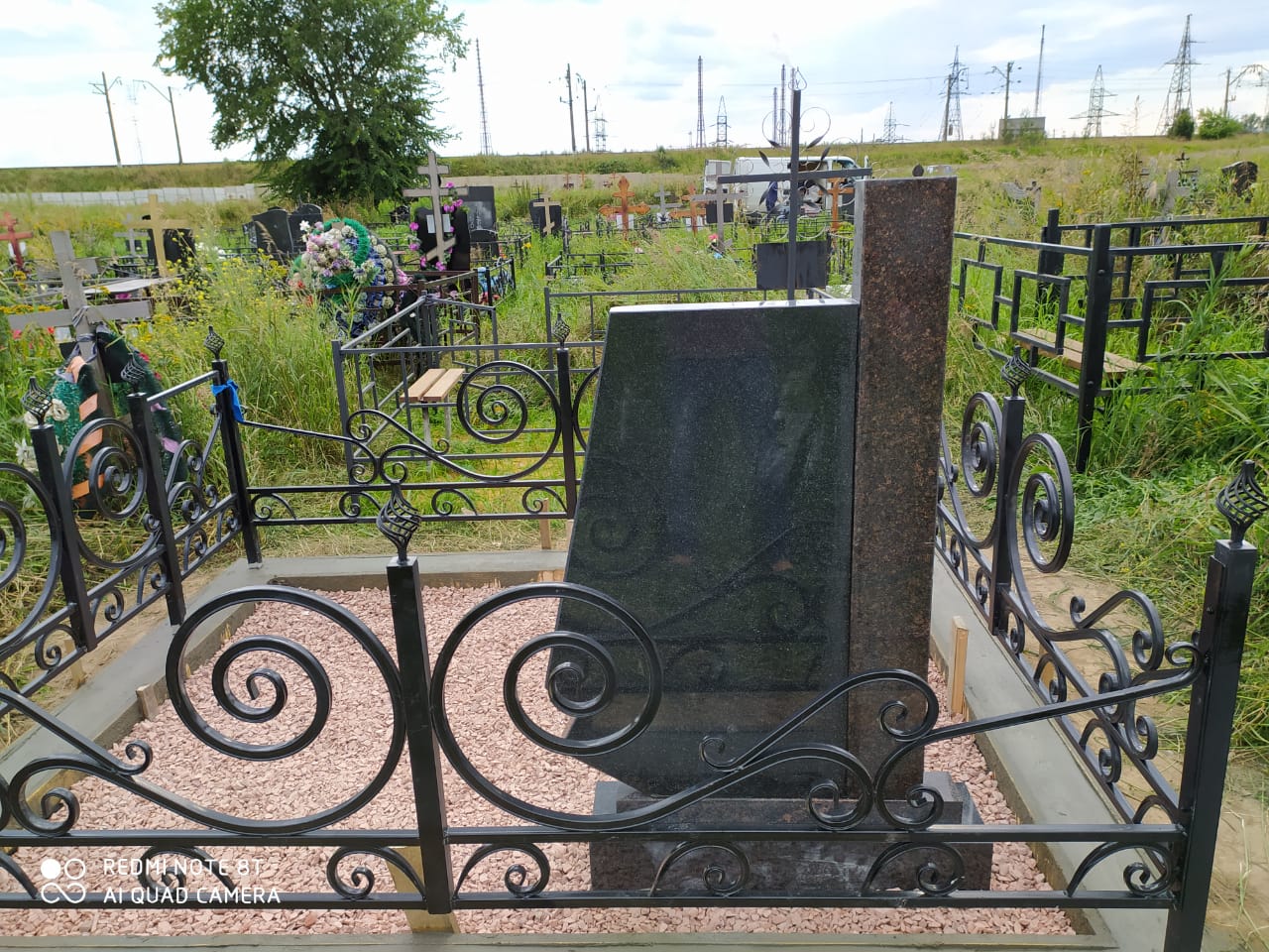Сварная ограда на могилу 32021
