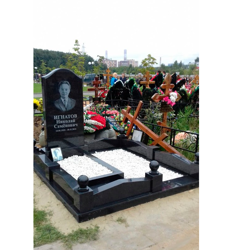 Цоколь на могилу со скамейкой 22137