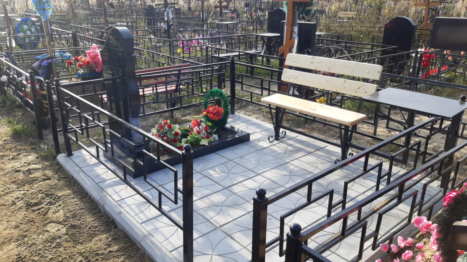 Тротуарная плитка для укладки на кладбище 60011