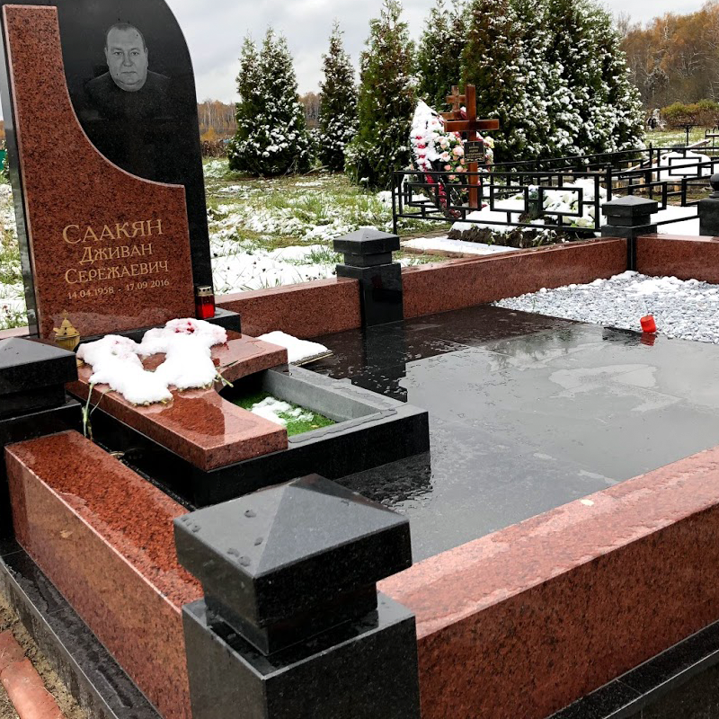 Облицовка могилы гранитной плиткой 22005