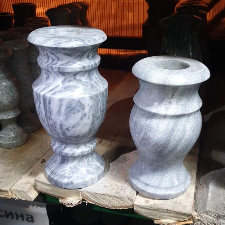 Ваза из гранита на могилу 41024