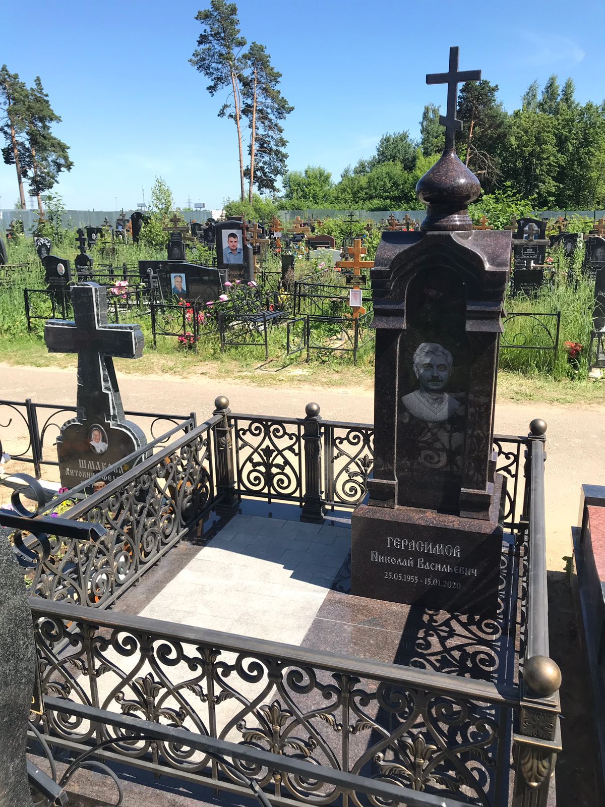 Коричневая плитка Дымовский гранит