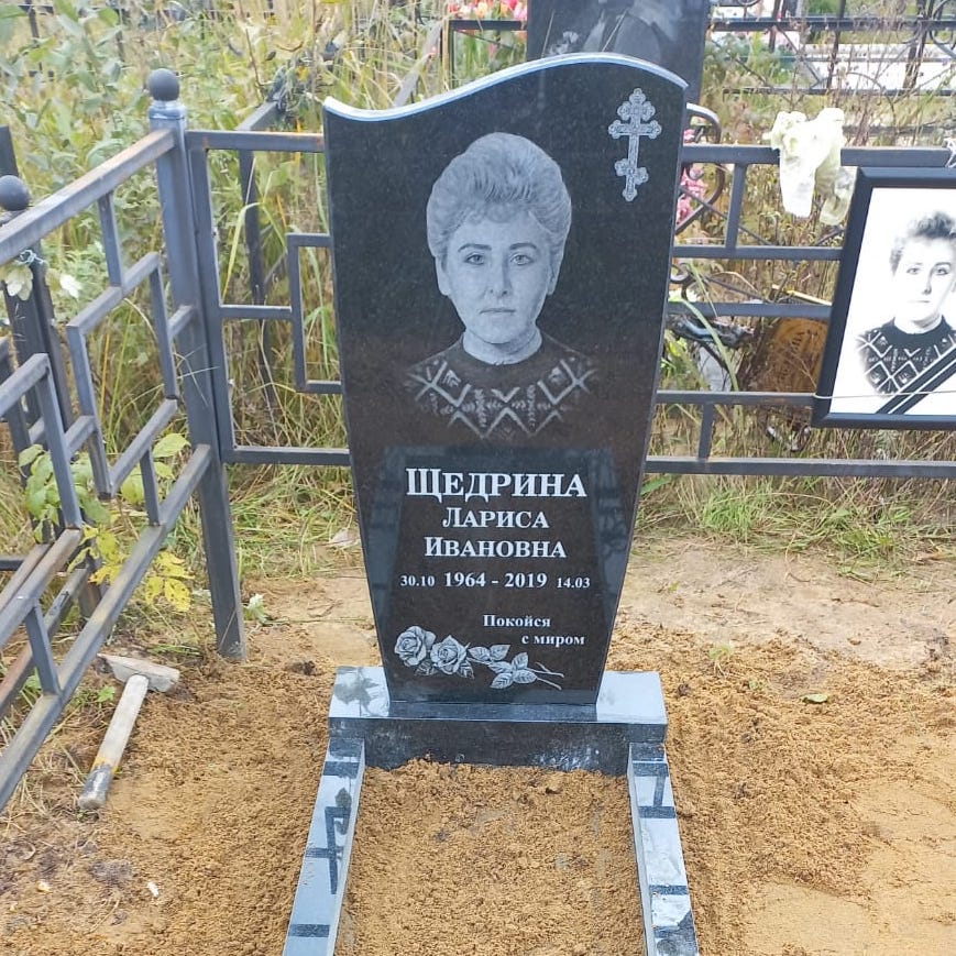 Гравировка розочек для оформления обелиска 91018