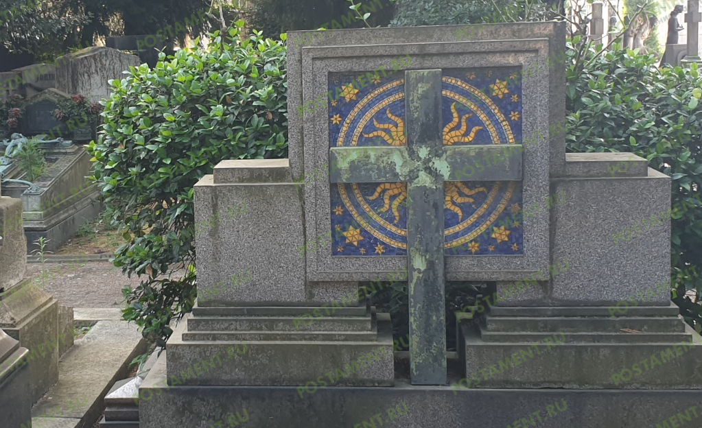 Крест из мозаики