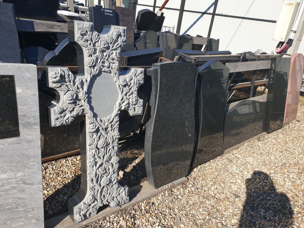 Крест с голгофой