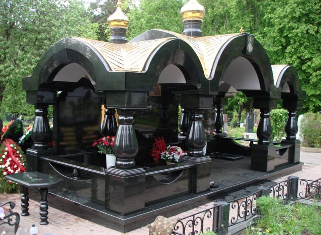 Элитный комплекс с навесом из гранита Элитный комплекс с навесом из гранита