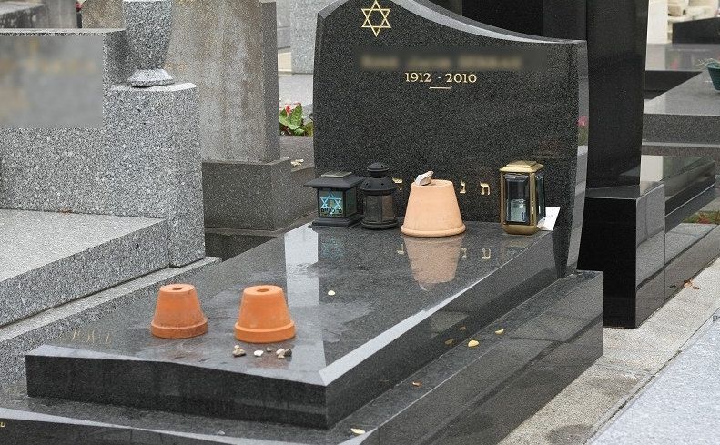 памятник из гранита иудейский из гранита