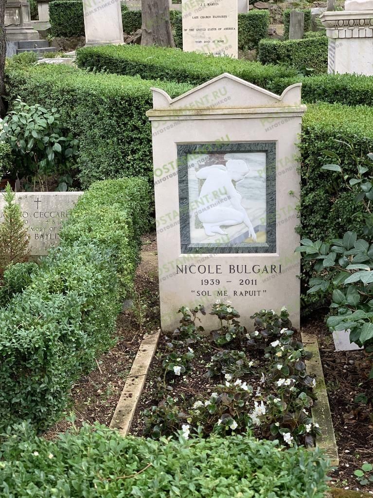 Барельеф из мрамора