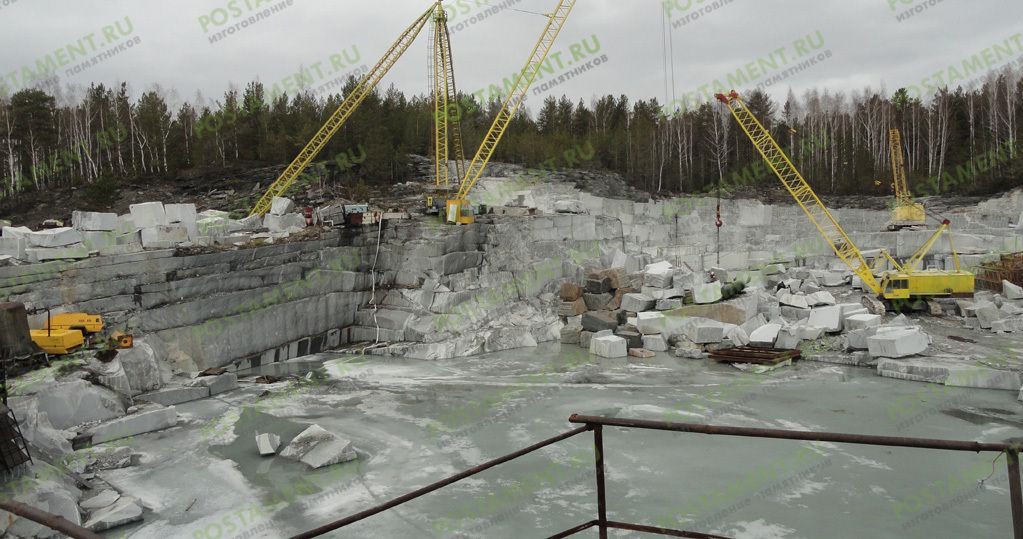 На карьере по добыче Исетского гранита