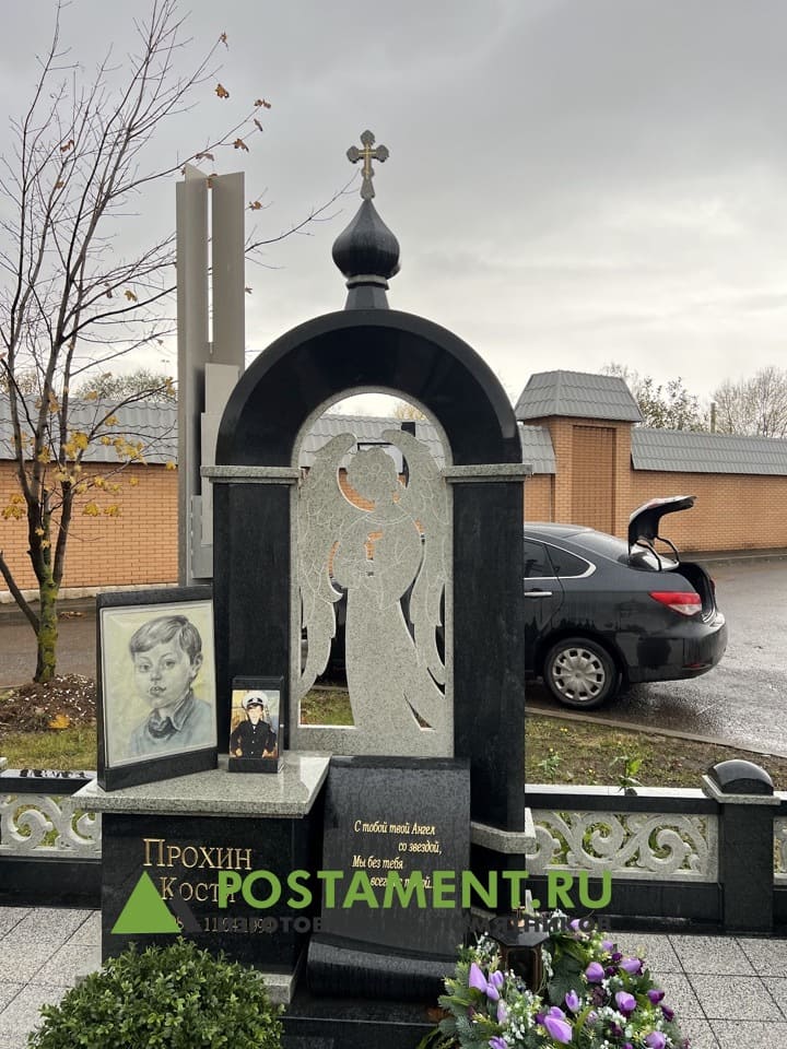 Комплекс из гранита одинарный с ангелом