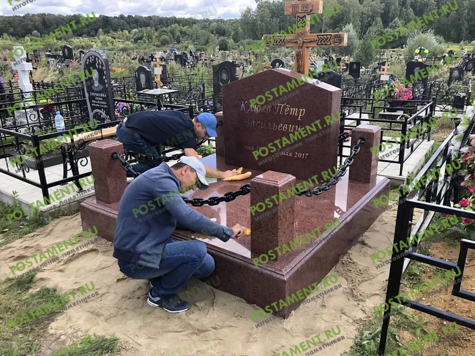 Бронза на Лезниковском камне Бронза на Лезниковском камне