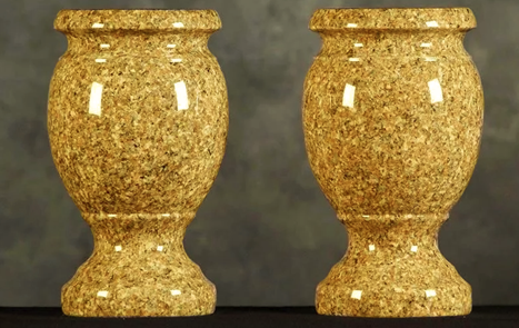 Ваза из гранита Голд