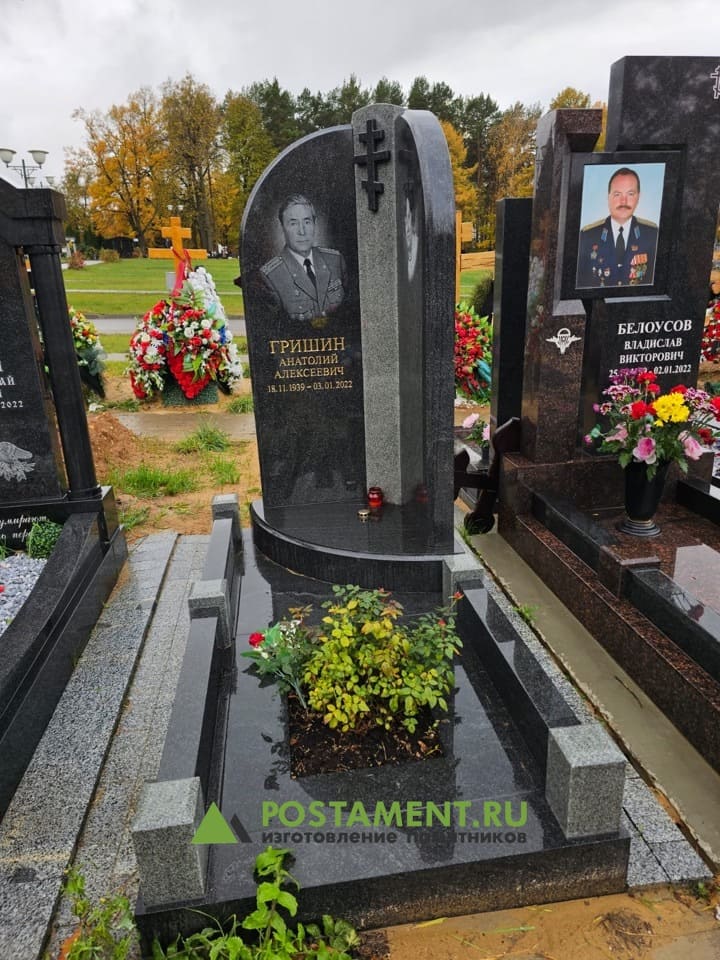 Фото углового комплекса