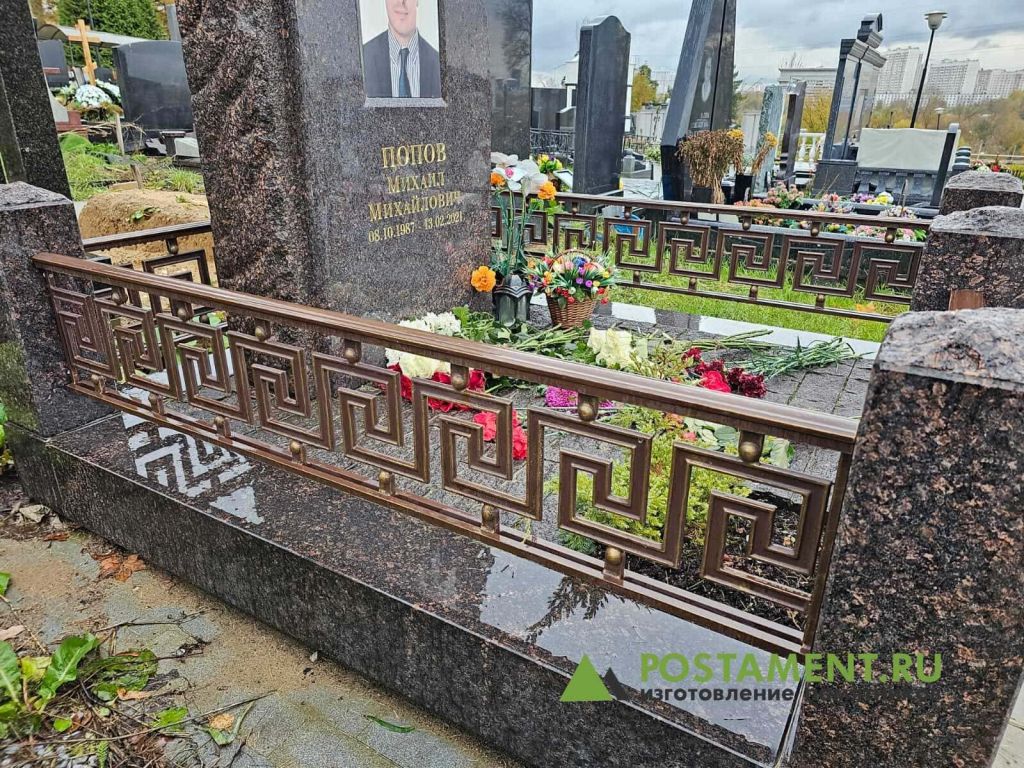 Кованая стандартная ограда