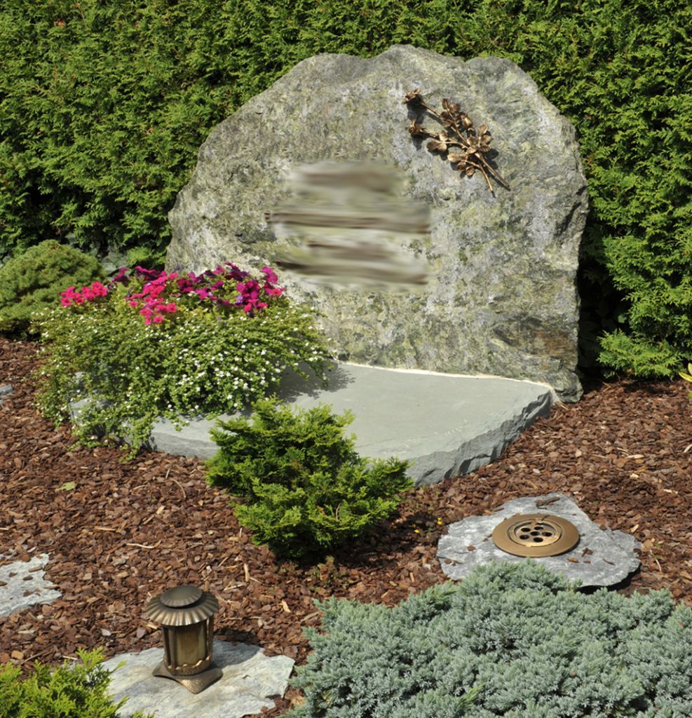 Бронзовый декор