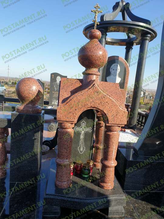 Маленькая часовня высотой 80 см Маленькая часовня высотой 80 см