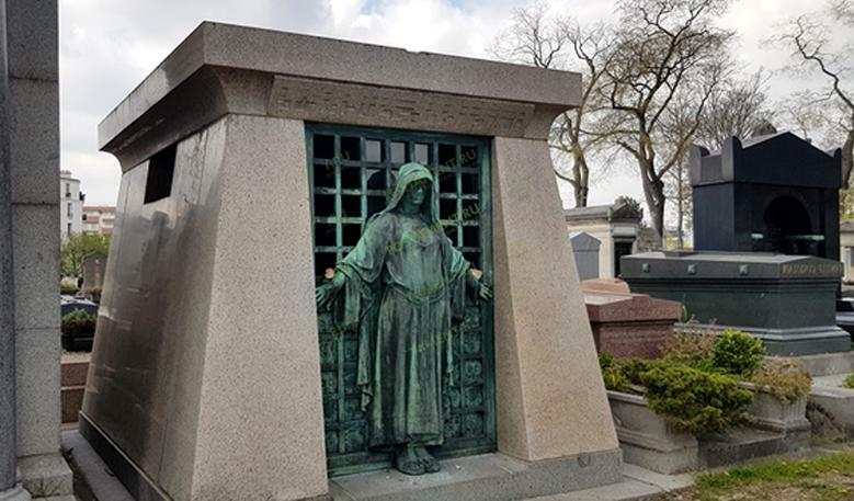 Усыпальница с бронзой