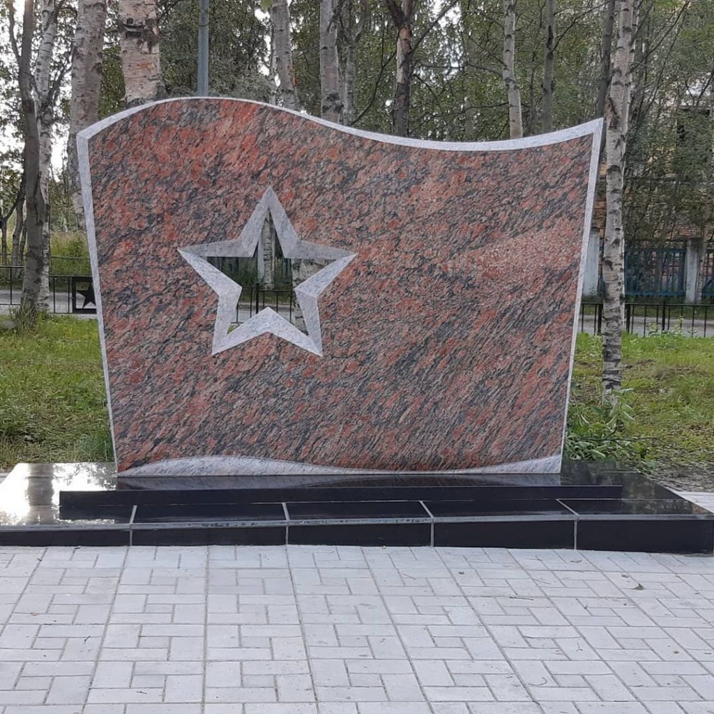 Памятник военному по спецпроекту