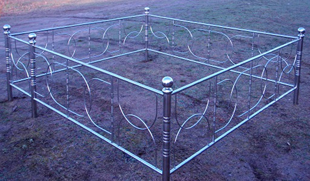 Нержавеющая ограда с декором Нержавеющая ограда с декором