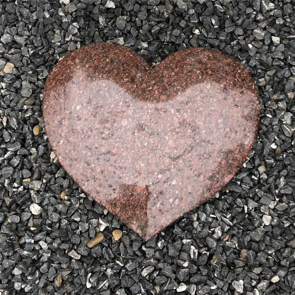 Сердце из Токовского гранита