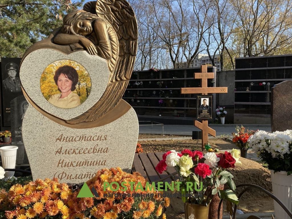 Ангел тонированный резной в комплексе