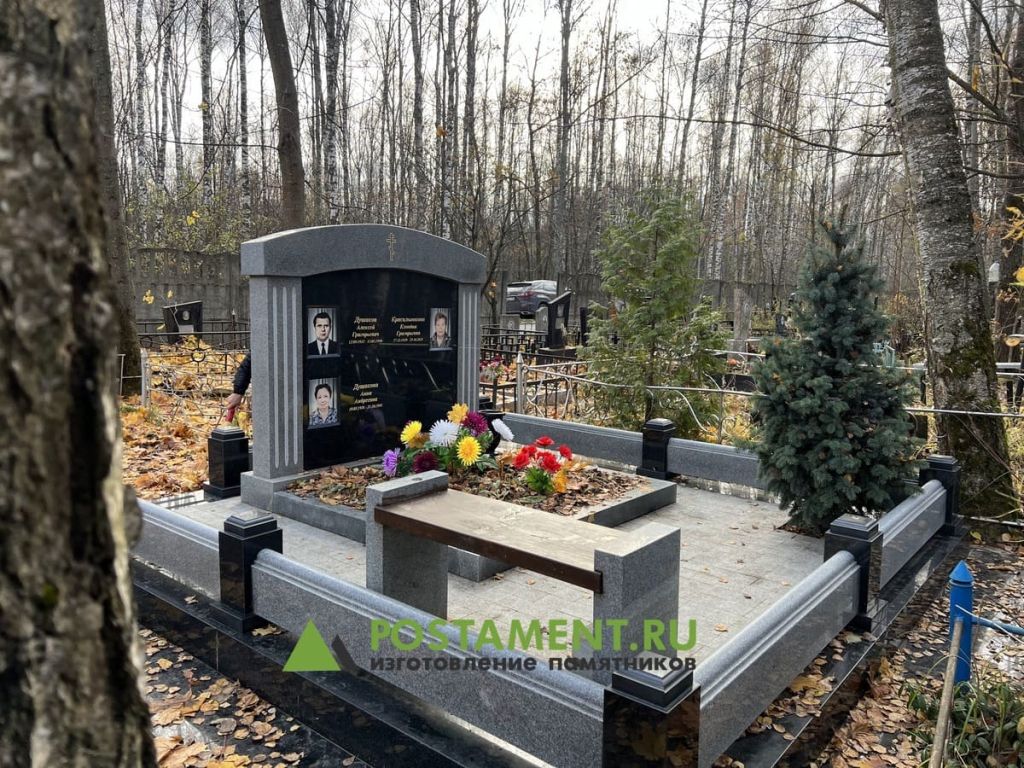 Комплекс семейный с общим цветником